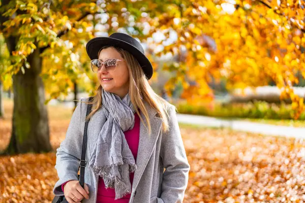 Pilihan Busana dan Ritme Hari yang Lebih Seimbang